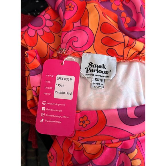 Smak Parkour Unique Vintage Pink Mod Floral Dress 1X 16 NWT - Picture 7 of 7